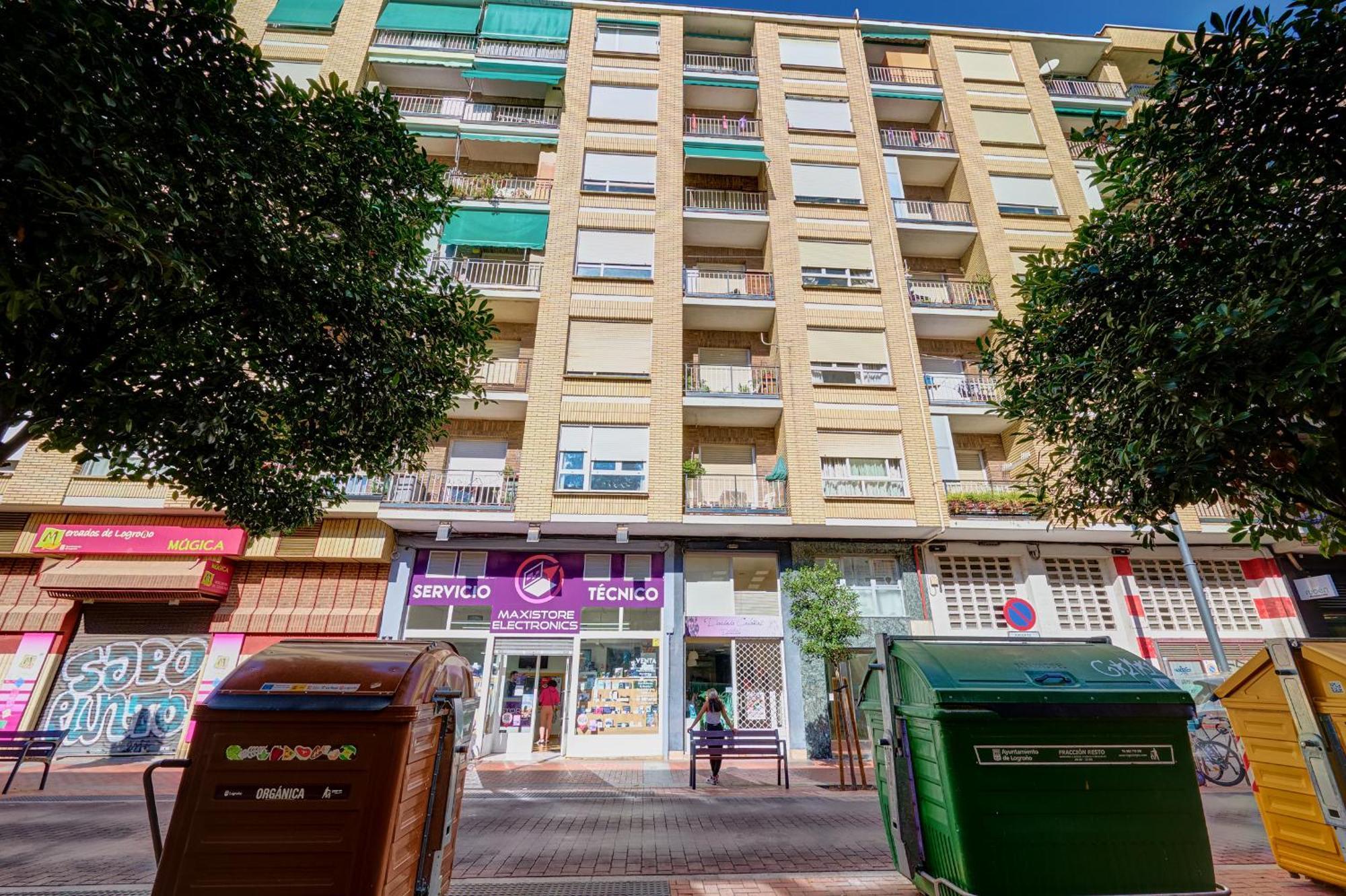 Апартаменты Mugica - Gran Via Логроньо Экстерьер фото